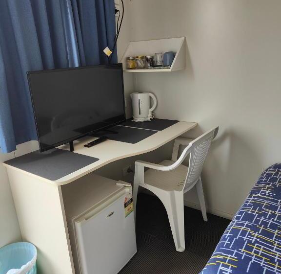 اتاق اکونومی یک تخته, Airport Whyalla Motel