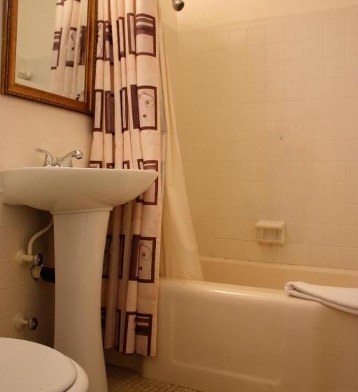 豪华房间, Beach And Town Motel