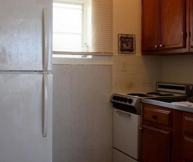 豪华房间, Beach And Town Motel