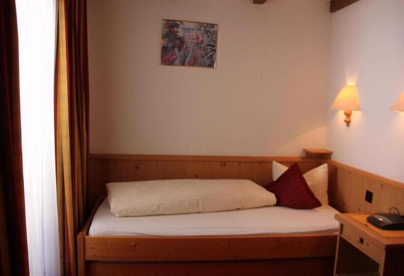 اتاق اکونومی یک تخته, Camona & Apart Walserhof