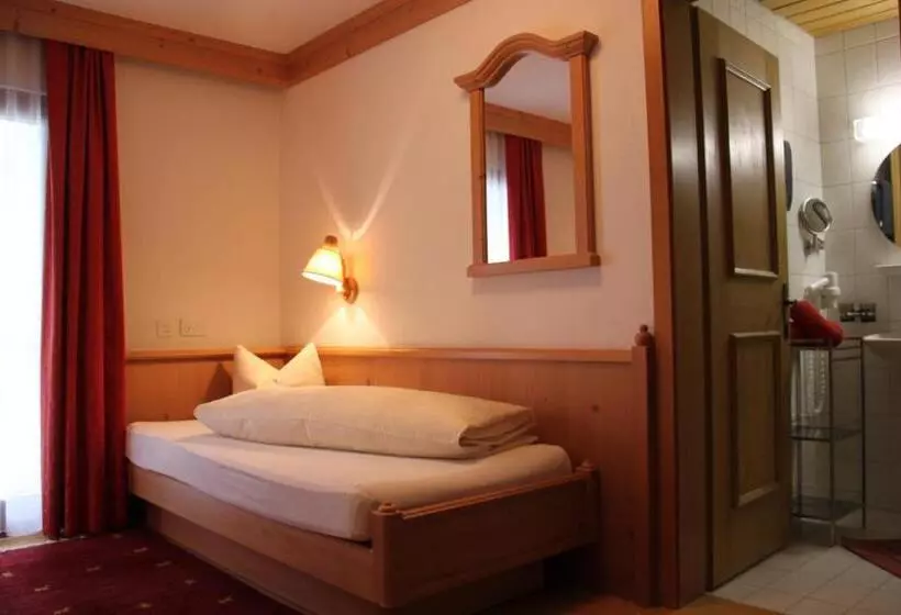 اتاق لوکس یک تخته, Camona & Apart Walserhof