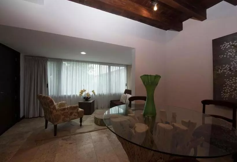 スイート, Colombe Hotel Boutique