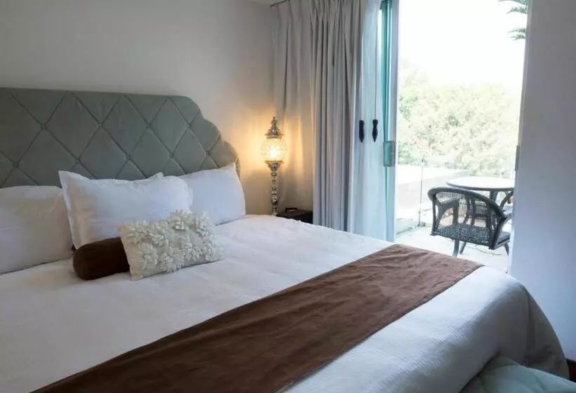 キングサイズベッドのスタンダードルーム, Colombe Hotel Boutique