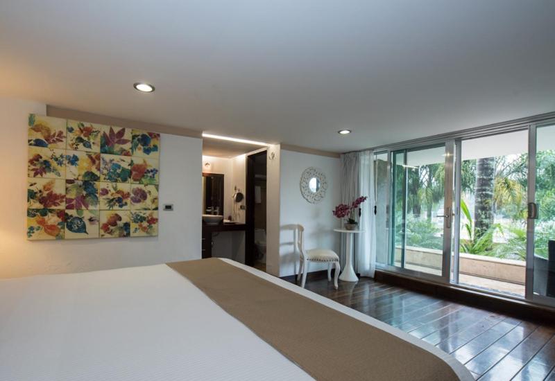 プールビュージュニアスイート, Colombe Hotel Boutique