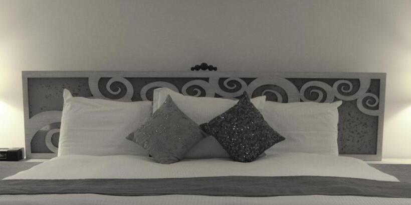 プールビュージュニアスイート, Colombe Hotel Boutique