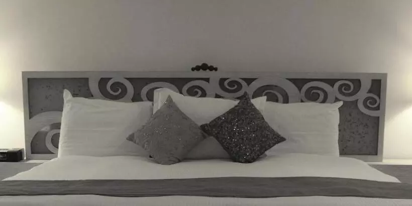 プールビュージュニアスイート, Colombe Hotel Boutique