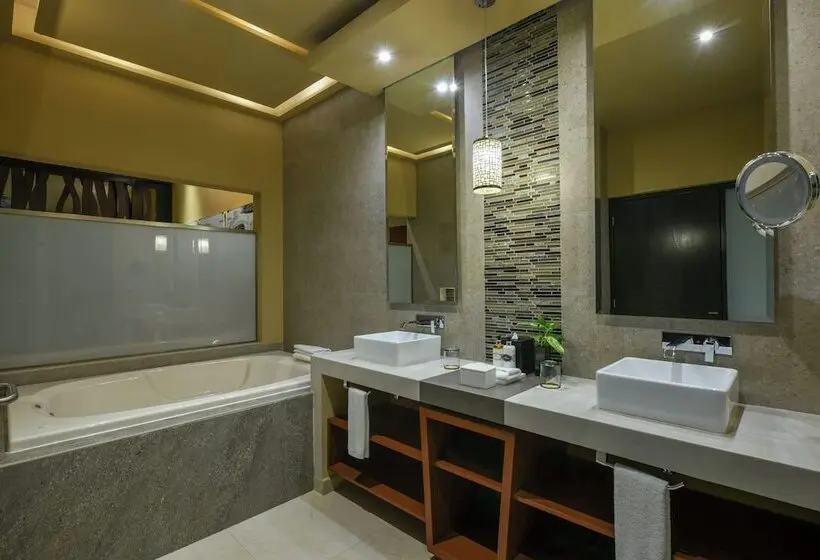 سوییت با چشم‌انداز دریا, Generations Riviera Maya Family Resort - All & More Inclusive