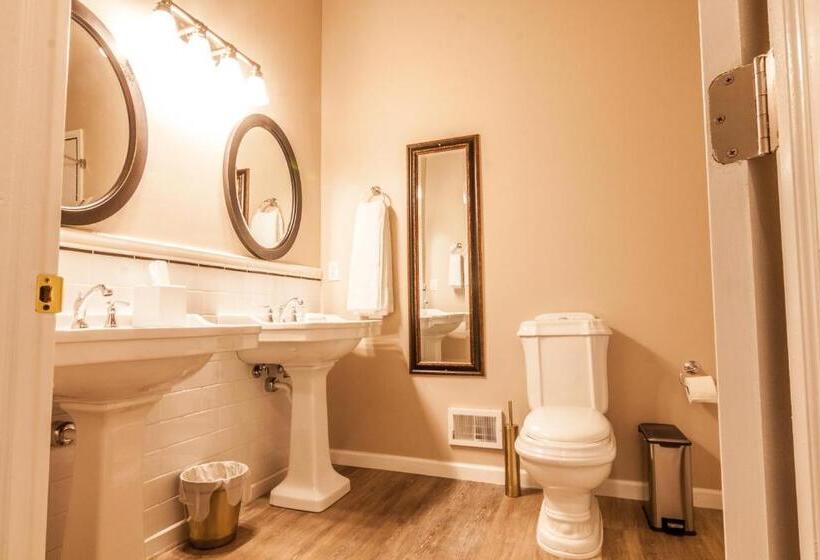 キングサイズベッドのデラックスルーム, Amsterdam Castle Ny