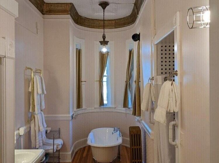 패밀리 스위트, Amsterdam Castle Ny
