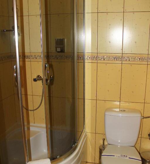 غرفة قياسية, Argo