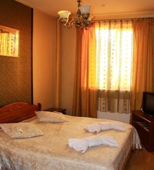 غرفة قياسية, Argo