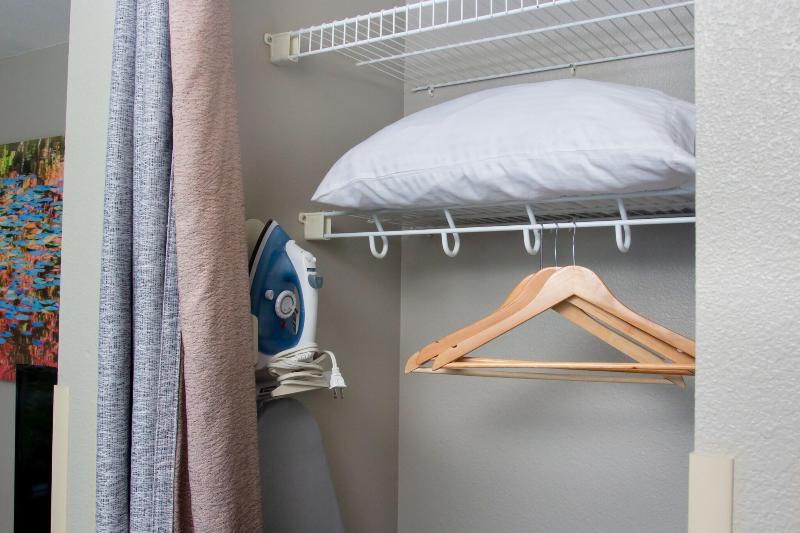 스탠다드 룸 킹사이즈 침대, Belltown Inn