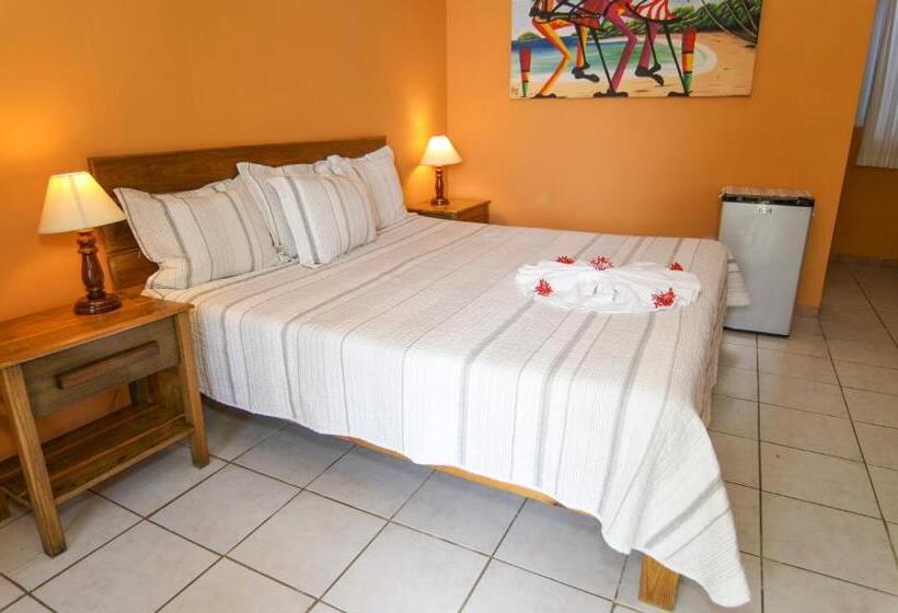 اتاق لوکس با تخت بزرگ, Home Sweet Home Resort