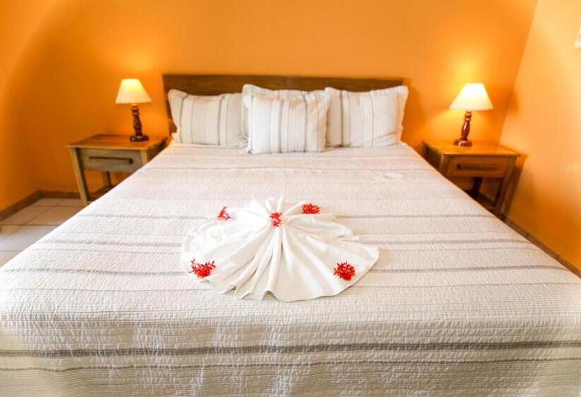 اتاق لوکس با تخت بزرگ, Home Sweet Home Resort