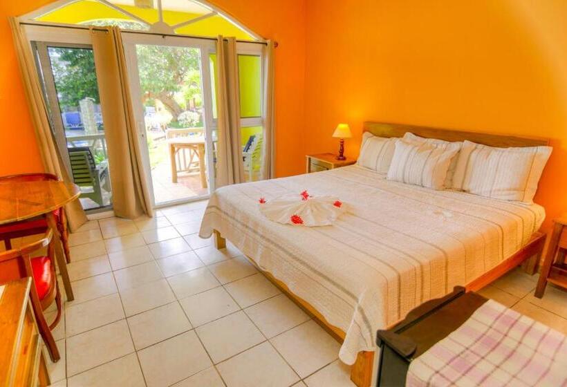 اتاق لوکس با تخت بزرگ, Home Sweet Home Resort