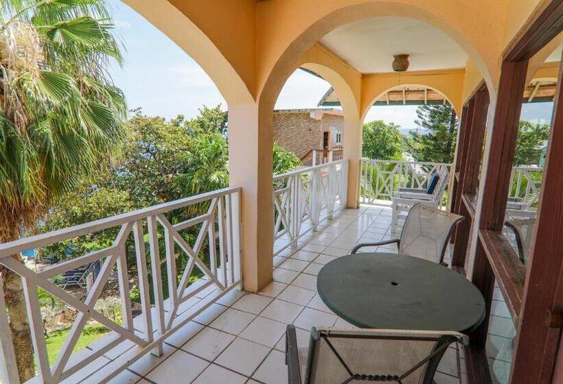 سوییت, Home Sweet Home Resort