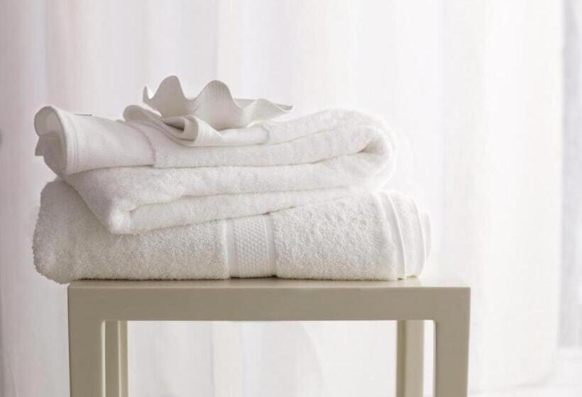 스위트, Hyatt House Belmont Redwood Shores
