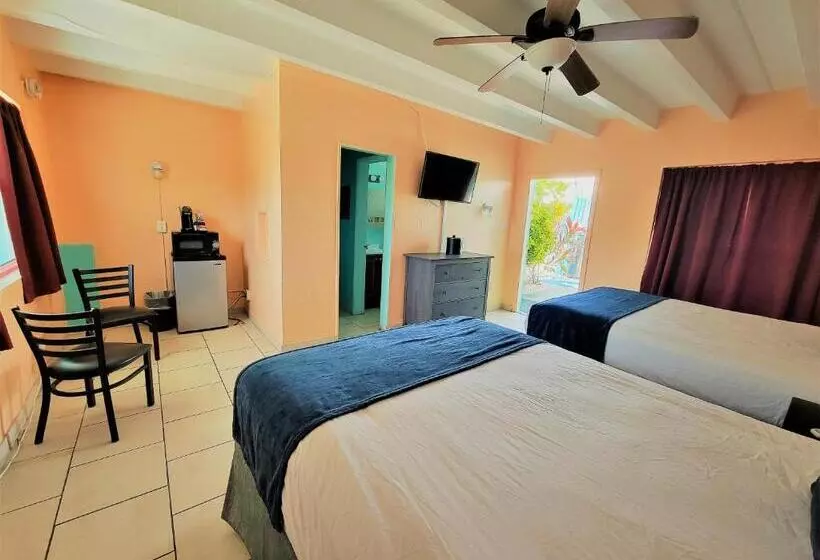 スタンダードルーム, Looe Key Reef Resort And Dive Center