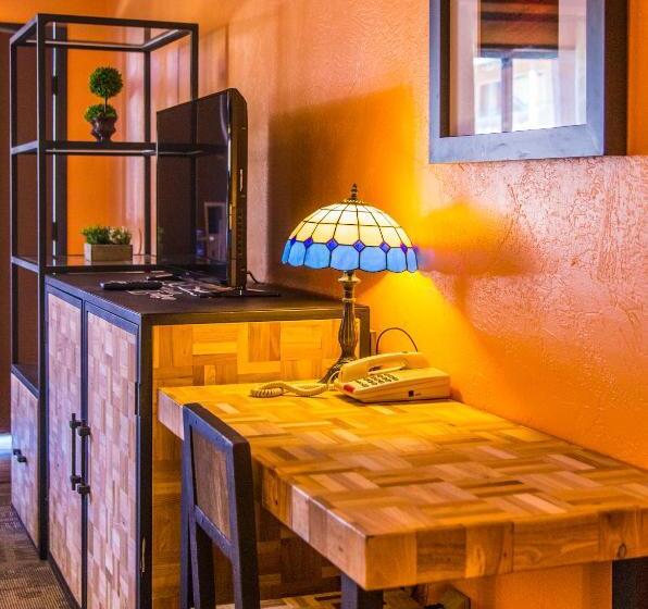 스탠다드 룸 킹사이즈 침대, Mountain View Lodge