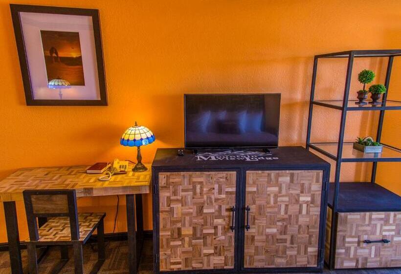 스탠다드 룸 킹사이즈 침대, Mountain View Lodge