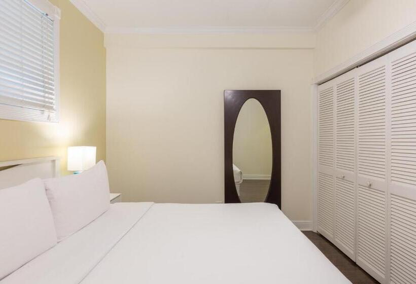 장애인을 위한 스위트, Southernmost Inn Adult Exclusive