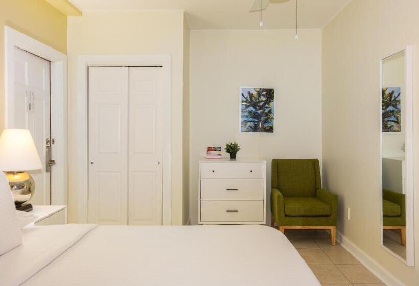 غرفة ديلوكس سرير كينج, Southernmost Inn Adult Exclusive