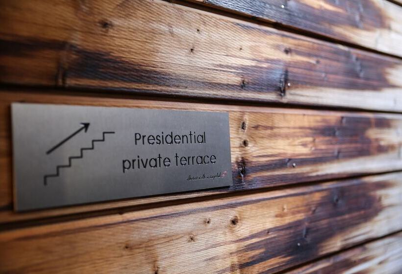 Президентский Люкс, & Spa Savarin   Rijswijk, The Hague