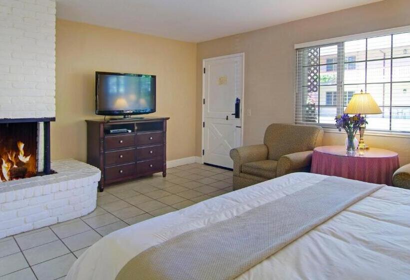 جناح ديلوكس, Svendsgaard's Inn