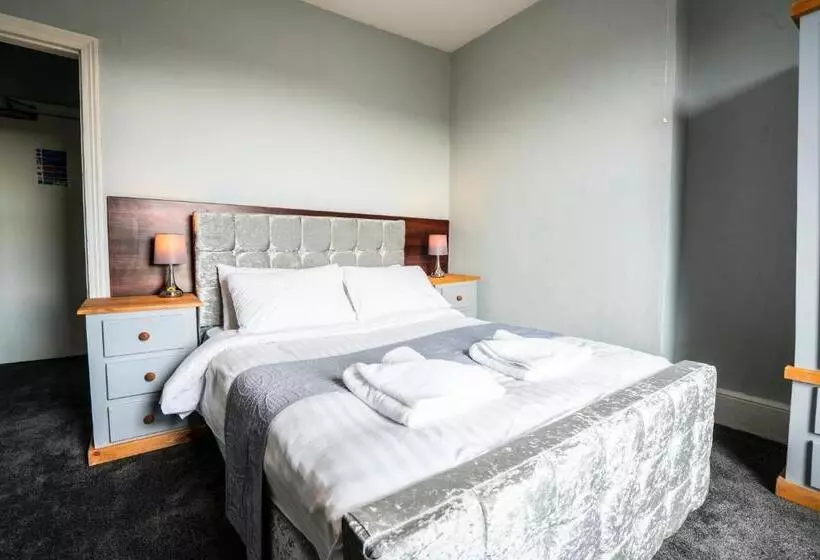 Standard Room, The Central