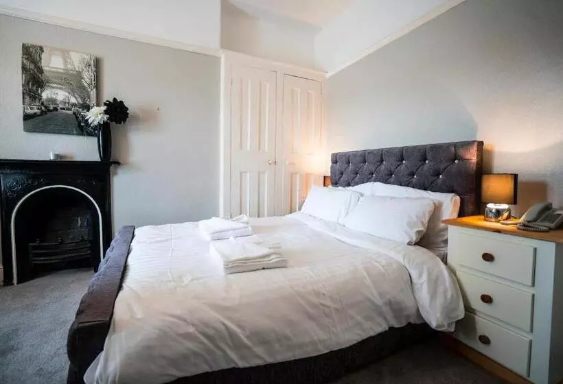 Standard Room, The Central