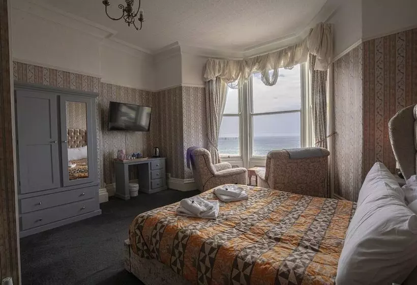 Deluxe Room Sea View, The Central