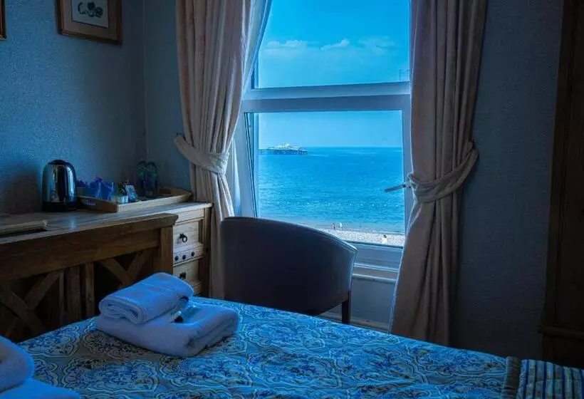 Standard Room Sea View, The Central