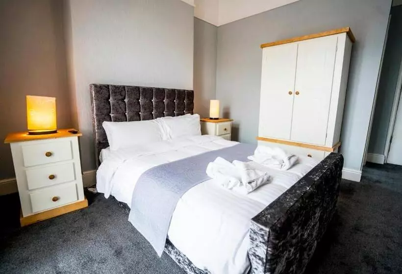 Standard Room, The Central