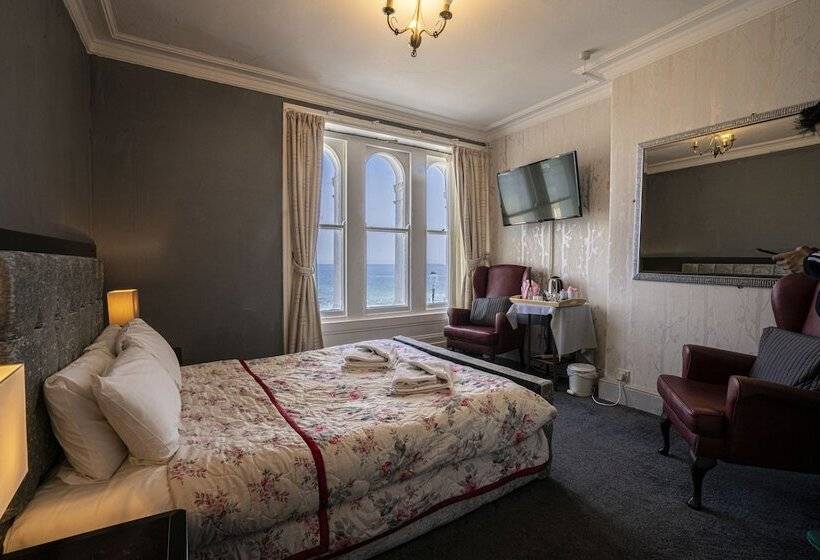 豪华海景房, The Central