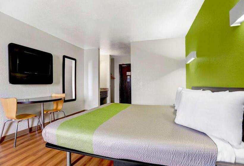 غرفة قياسية سرير كينج, Motel 6moriarty, Nm