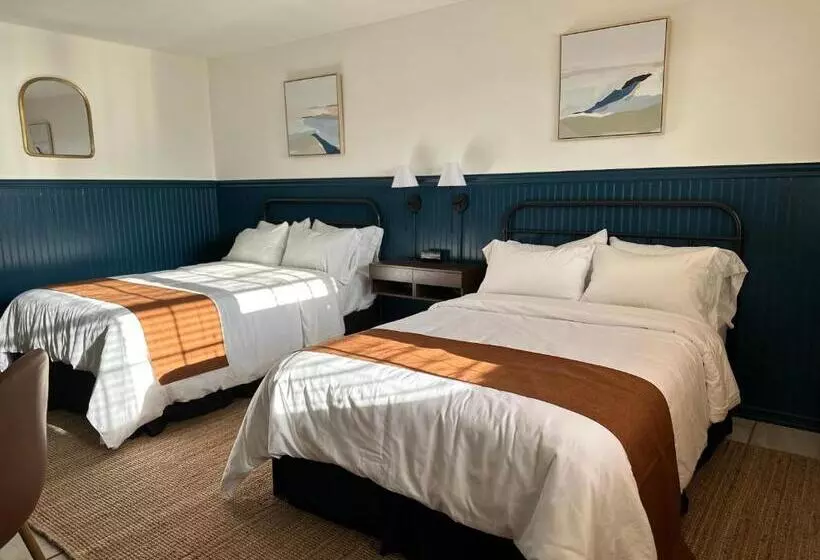 ２ダブルベッドのスタンダードルーム, Budget Host East End Hotel In Riverhead