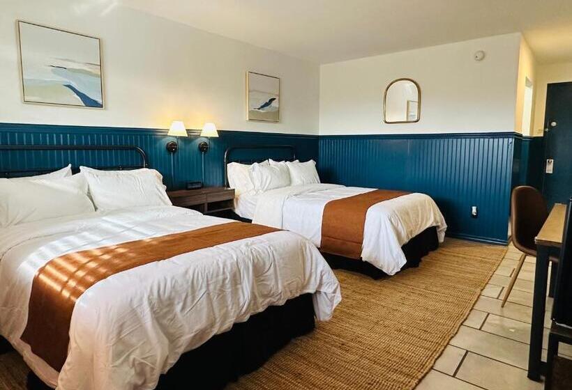 스탠다드 룸 더블 침대 2개, Budget Host East End Hotel In Riverhead