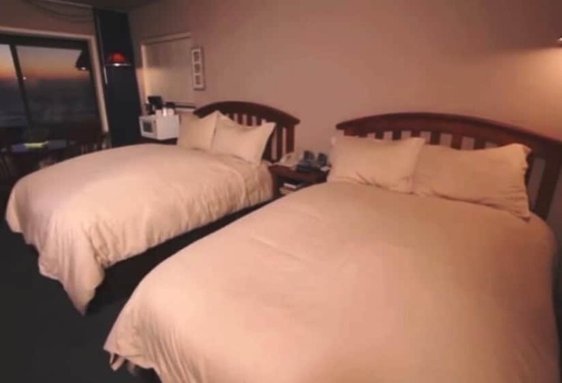 스탠다드 룸 더블 침대 2개, Surf Inn
