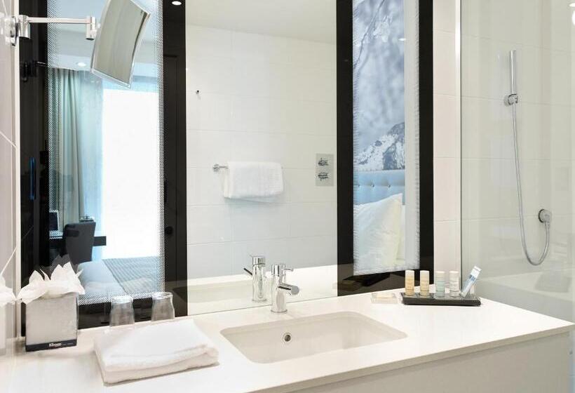 اتاق استاندارد, Radisson Blu Hotel East Midlands Airport