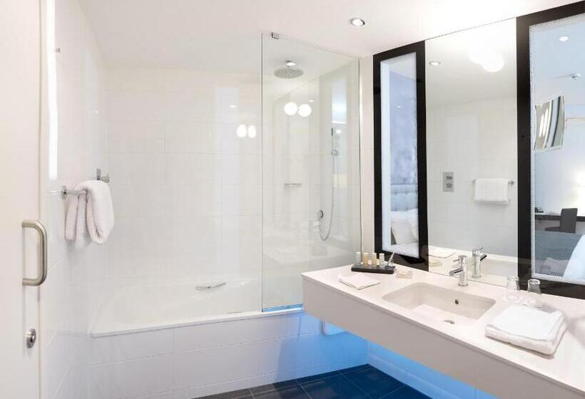 اتاق استاندارد, Radisson Blu Hotel East Midlands Airport