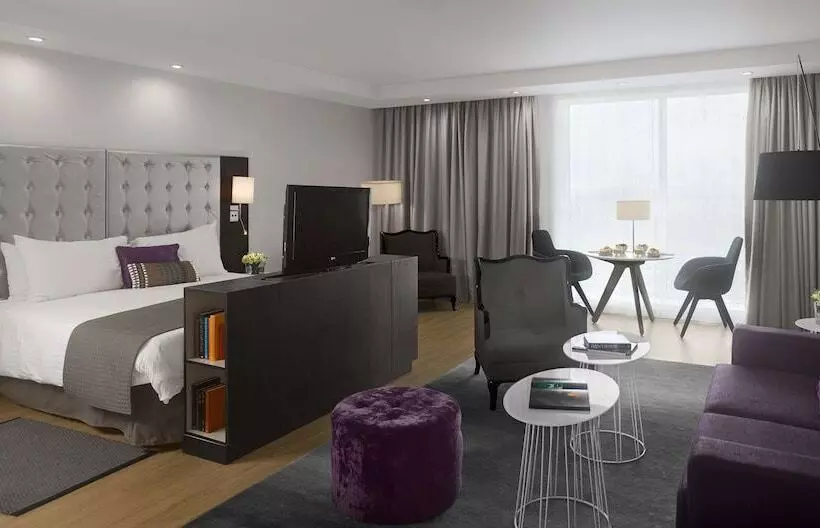 ジュニアスイート, Radisson Blu Hotel East Midlands Airport