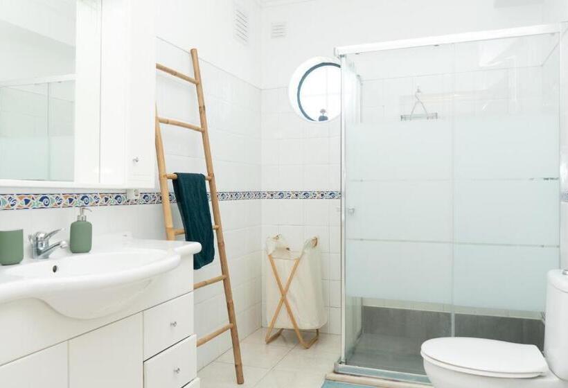 Triple Room Sea View, Surf Yoga Ericeira Guest House