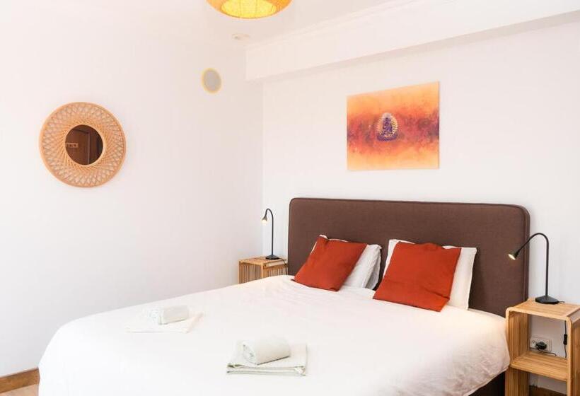 اتاق استاندارد با بالکن و چشمانداز دریا, Surf Yoga Ericeira Guest House