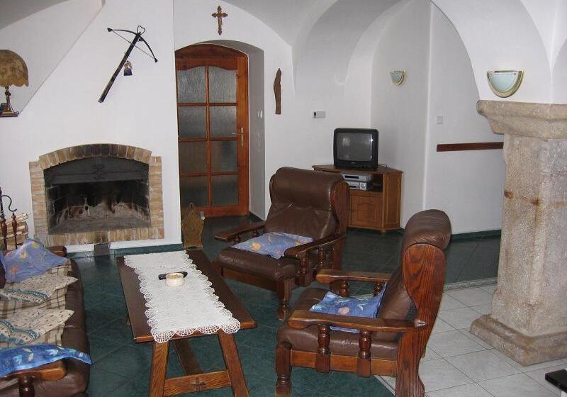 침실 3개 주택, čapkův Statek