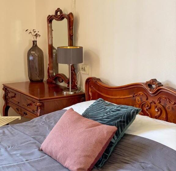 اتاق استاندارد با بالکن, Samno Guest House