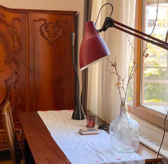 اتاق استاندارد با بالکن, Samno Guest House