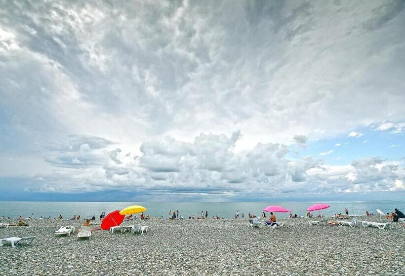 اتاق استاندارد با چشم‌انداز باغ, Samno Guest House