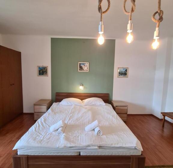 اتاق خانوادگی, Vila Gorenka