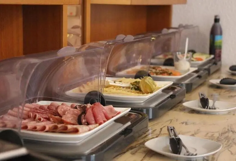 ベーシックトリプルルーム, Regiohotel Aparthotel Wernigerode