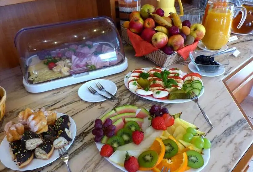 ベーシックトリプルルーム, Regiohotel Aparthotel Wernigerode